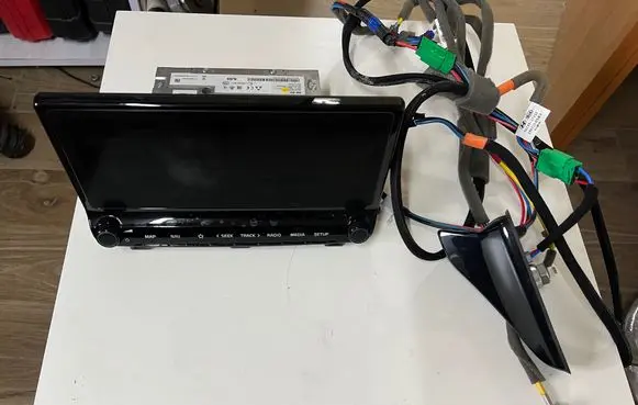 KIA Pro Cee'd III Navigation unit CD/DVD player 10R0510671 96560J7690