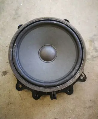 Tesla Model Y Front door speaker 107974400E 10984201