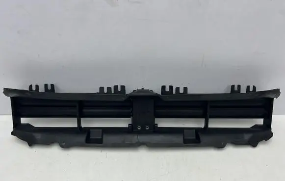 BMW 3 G20 G21 Radiator trim 5A22C6502