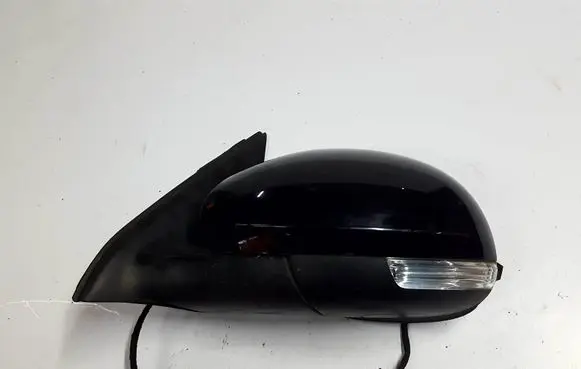 Volkswagen Tiguan Front door electric wing mirror 