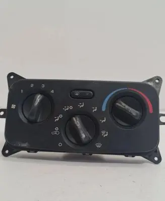 Jeep Cherokee Climate control unit P55037533AD