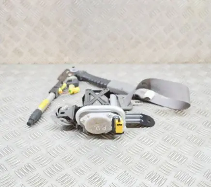 Honda Civic Front seatbelt TKAF8EJ453 TKAF8EJ454