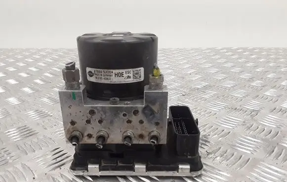 Nissan Navara D23 ABS Pump 476605ju0a
