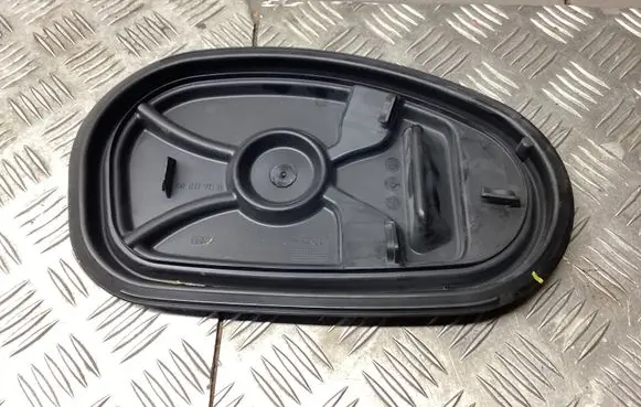 Porsche Cayenne (9Y0 9Y3) Other front door trim element 760837915B 760837915A