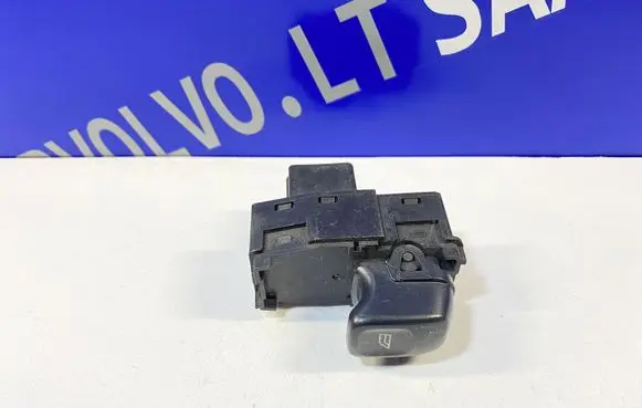 Volvo V70 Electric window control switch 8685288
