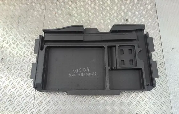 Mercedes-Benz C W204 Other trunk/boot trim element A2046800230