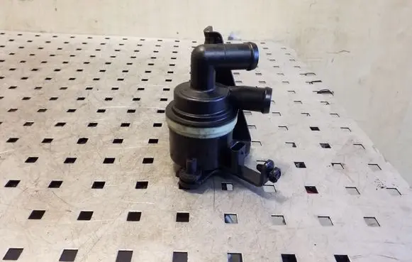 Audi Q5 SQ5 Electric auxiliary coolant/water pump 03L121093F