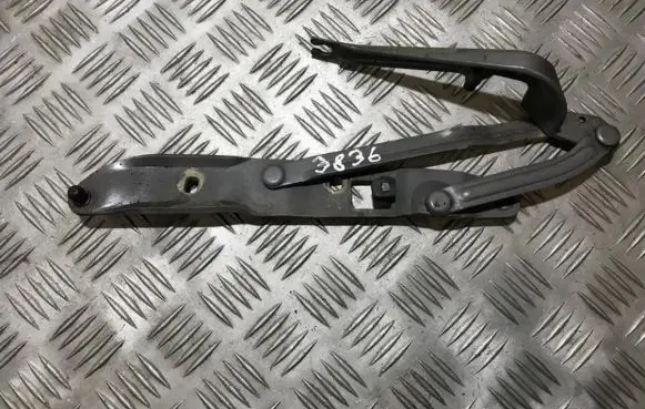 BMW 5 E39 Tailgate/trunk/boot hinge 41518159397 41.51-8159397