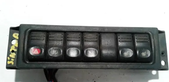 Opel Sintra Hazard light switch 10243819 541107