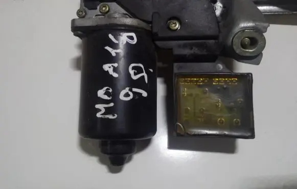 Mercedes-Benz A W168 Wiper motor 404388 a1688200242