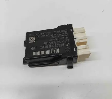 Mercedes-Benz Sprinter W907 W910 Seat control module A1679005908