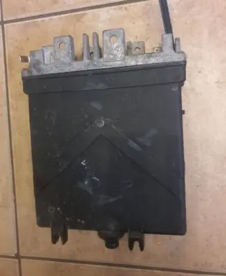 Volkswagen Transporter - Caravelle T4 Engine control unit/module AC00211 6000395