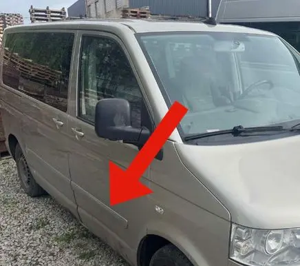 Volkswagen Multivan T5 Front door trim (molding) 7H5853072B 63050