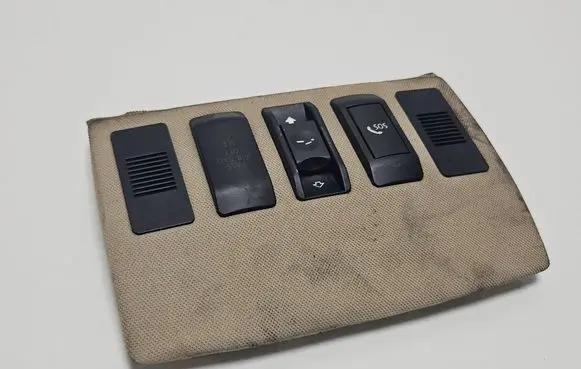 BMW 5 E60 E61 Sunroof switch 6987156 630130940 200921272