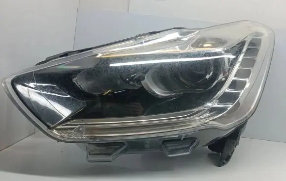 Citroen DS5 Headlight/headlamp VPBCQX13006AG 9806093080