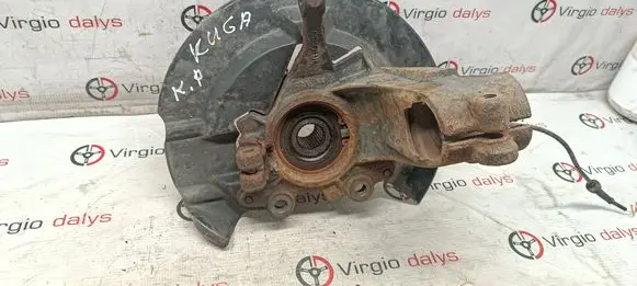 Ford Kuga II Front wheel hub C520fru1