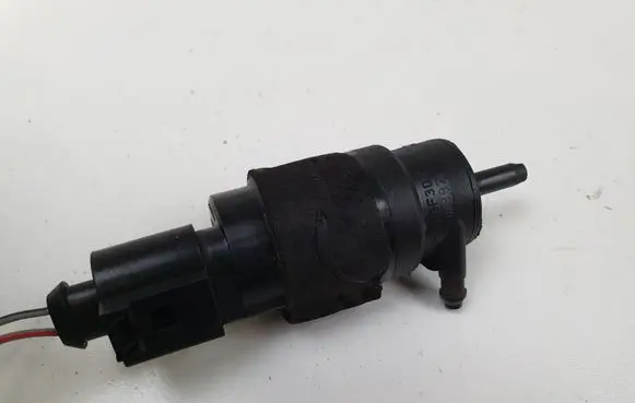 Audi A5 8T 8F Windscreen/windshield washer pump 8K5955647