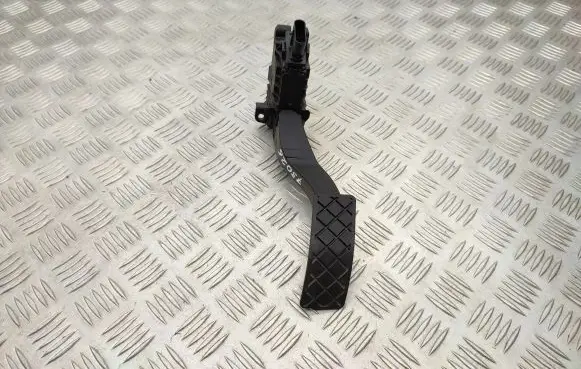 Volkswagen Golf VIII Accelerator throttle pedal 5Q1723503K