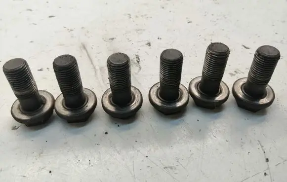 Peugeot Boxer Flywheel bolts 