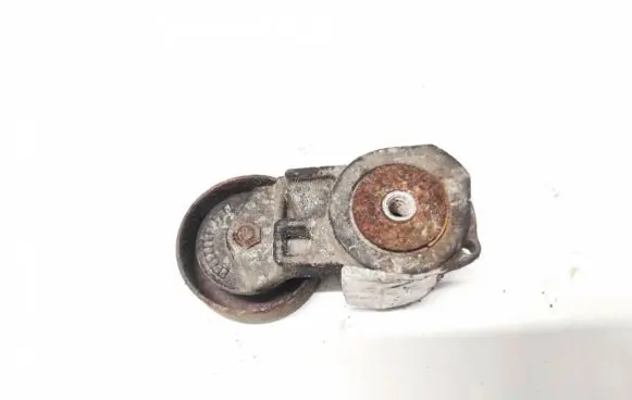 Mitsubishi Grandis Generator/alternator belt tensioner