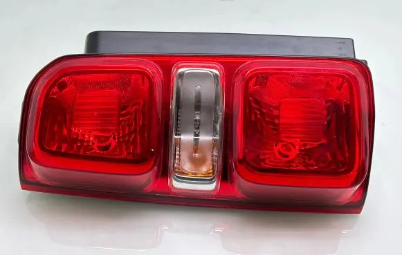 Peugeot Traveller Rear/tail lights 9808243180