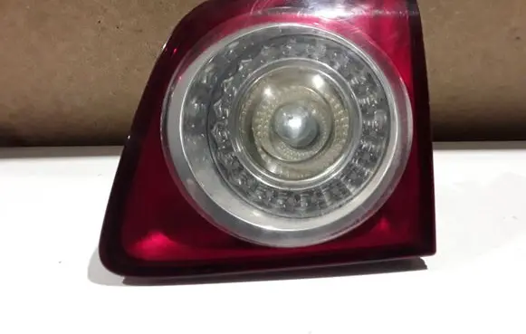 Volkswagen Golf Plus Tailgate rear/tail lights 5M0945094J