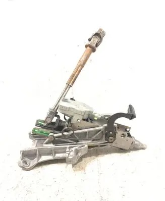 Volvo V50 Steering wheel axle T1013301D P31280655