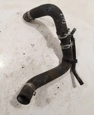 Toyota RAV 4 (XA40) Engine coolant pipe/hose