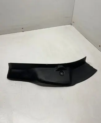 Mercedes-Benz E W213 Rear/tail light trim molding A2136900702 2136900702