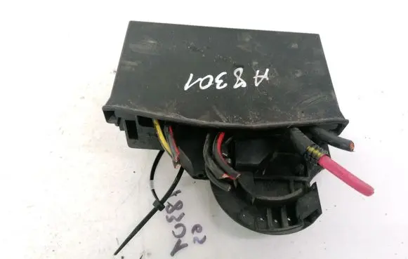 Opel Zafira A Fuse box set 09131668