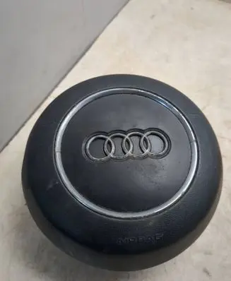 Audi A1 Steering wheel airbag 611146800D 8X0880201C