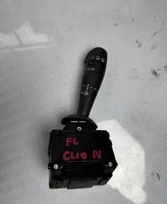 Renault Clio IV Wiper switch 255679150R 030117 E11475283