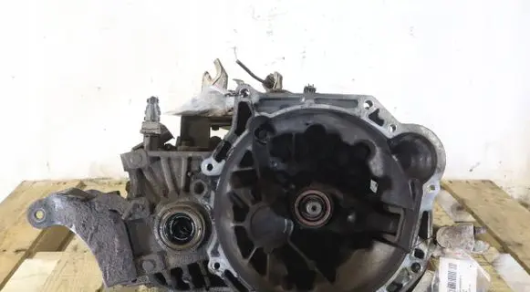 KIA Ceed Manual 5 speed gearbox R81775