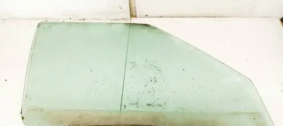 Fiat Doblo Front door window glass four-door