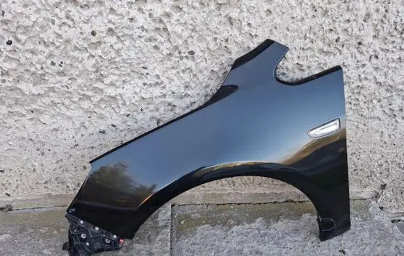 Opel Astra J Fender 