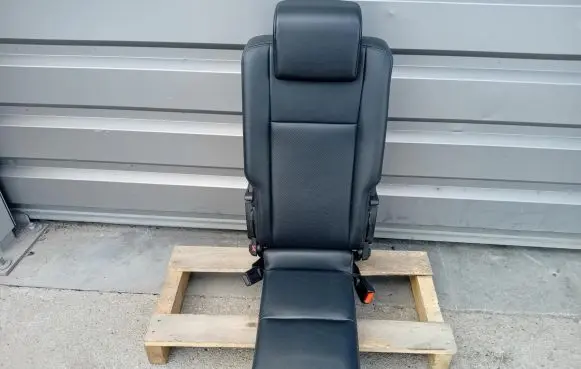 Ford C-MAX I Rear seat 