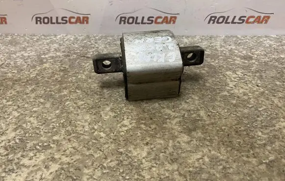 Mercedes-Benz C W203 Engine mount bracket 220240