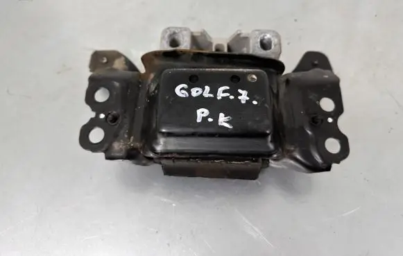 Volkswagen Golf VII Engine mount bracket 5Q0199555AB