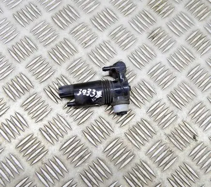 Ford Fiesta Windscreen/windshield washer pump 8A6117K624AA
