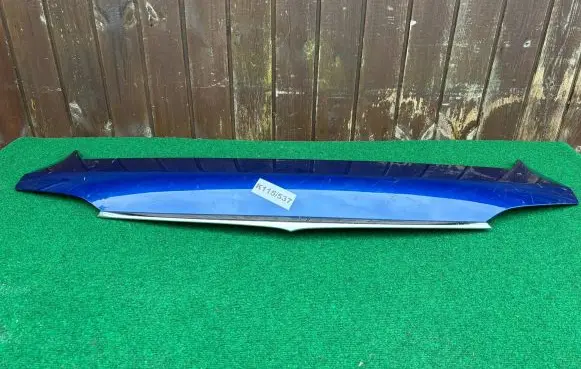 Maserati Levante Tailgate/trunk spoiler 670042377