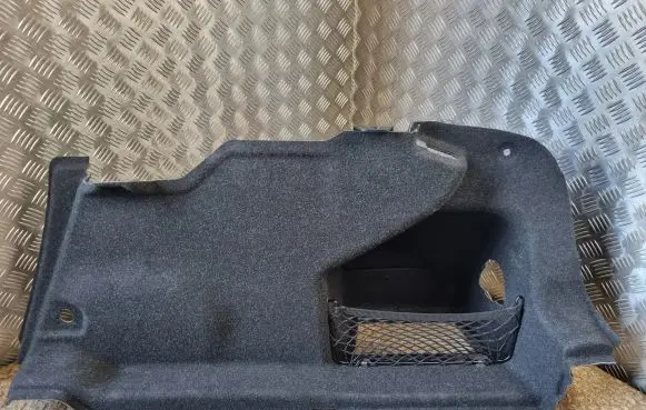 BMW 3 G20 G21 Trunk/boot lower side trim panel 7438302