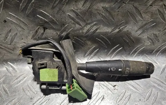 Peugeot 405 Wiper control stalk