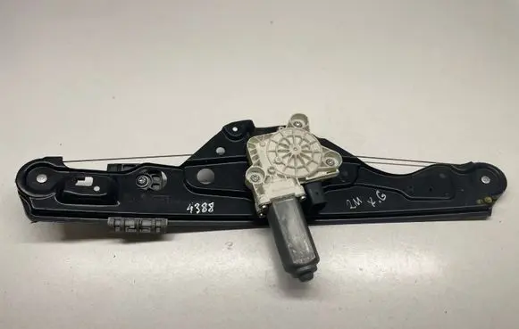 Mercedes-Benz E W211 Rear door window regulator with motor A2117300146 2117300146
