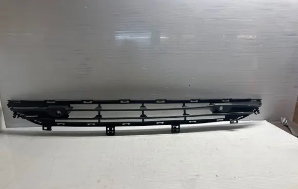 Volvo S90, V90 Front bumper lower grill 31449143