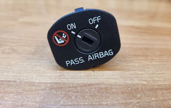Volvo XC90 Passenger airbag on/off switch 30795215 10321B0338 0338