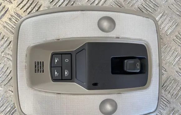 Volvo S40 Front seat light 39861048