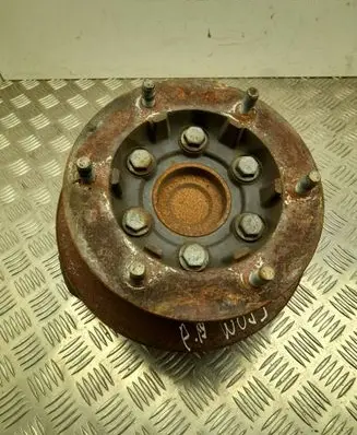 Mercedes-Benz Sprinter W906 Front wheel hub SMW
