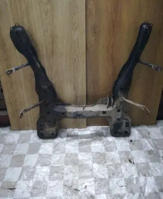 Peugeot 807 Front subframe