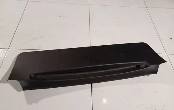 Nissan Note (E11) Other trunk/boot trim element 909009U00A