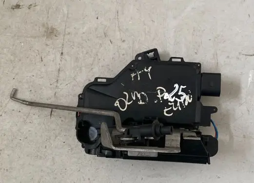 Audi A4 S4 B6 8E 8H Front door lock PA6630FV